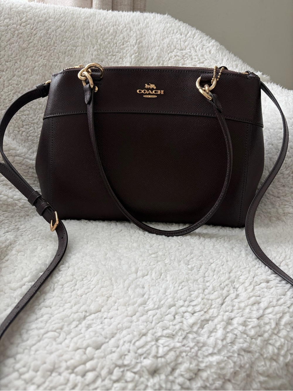Coach Dark Brown/wine Leather Shoulder Bag with Gold Hardware